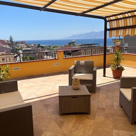 Around The World Villa San Giovanni