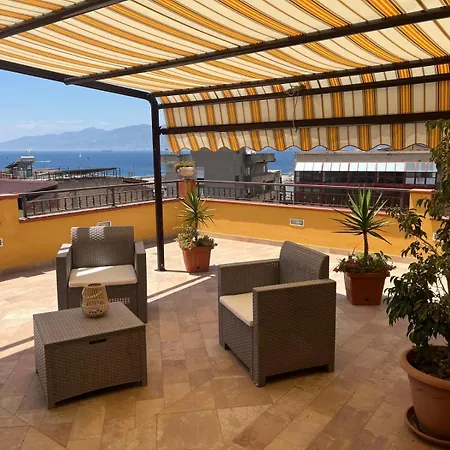 Around The World Bed & Breakfast Villa San Giovanni