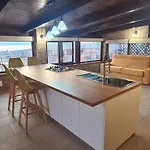 住宿加早餐酒店 Around The World 圣乔瓦尼镇