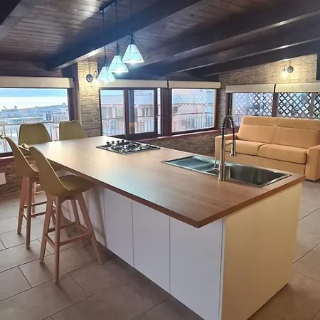 Bed and breakfast Around The World Villa San Giovanni