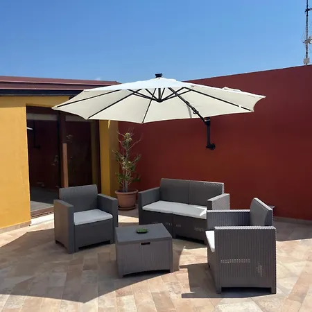 Around The World Bed and breakfast 4*