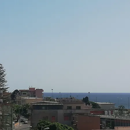 Around The World Bed & Breakfast 4*