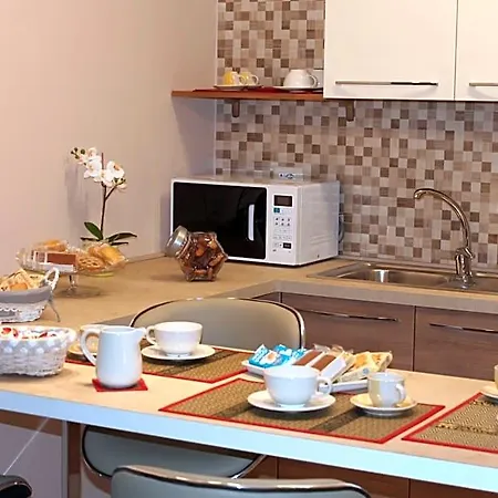 Around The World 3* Villa San Giovanni