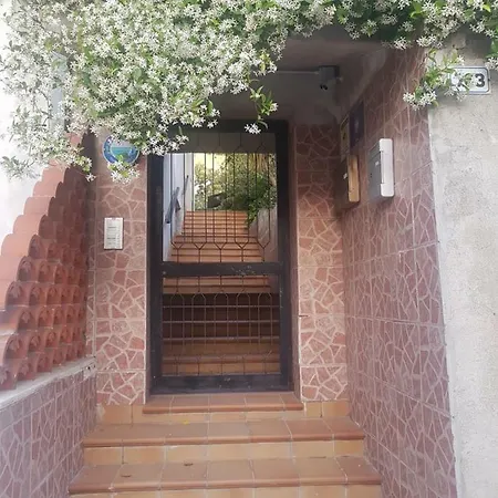 Around The World Villa San Giovanni