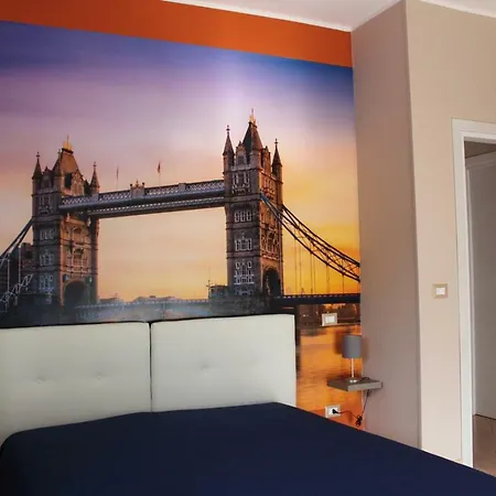 Around The World 3* Villa San Giovanni