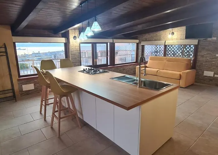 לינה וארוחת בוקר Around The World וילה סן ג'ובאני