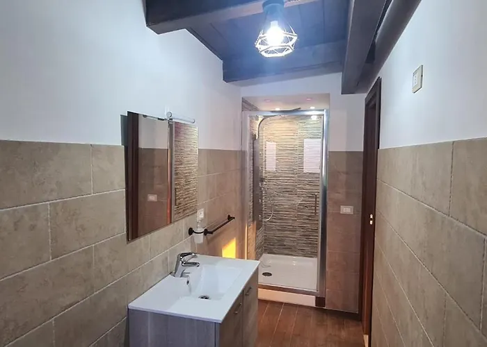 Around The World לינה וארוחת בוקר וילה סן ג'ובאני