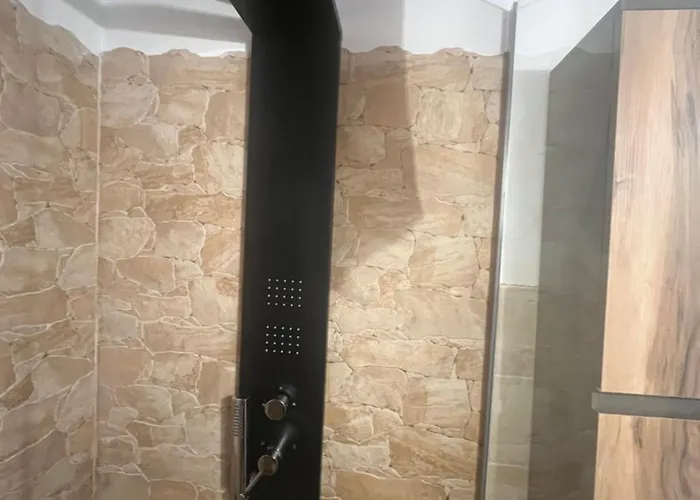 Around The World וילה סן ג'ובאני