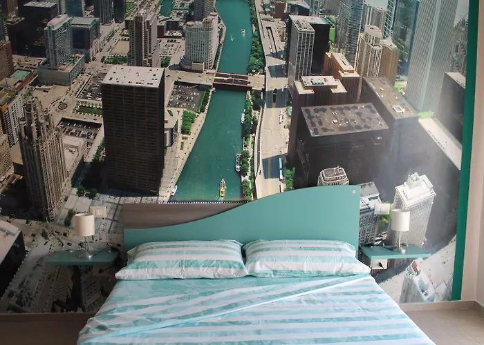 לינה וארוחת בוקר Around The World 4*