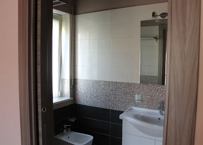 Around The World לינה וארוחת בוקר וילה סן ג'ובאני