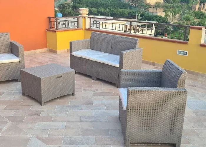 Around The World 4* וילה סן ג'ובאני