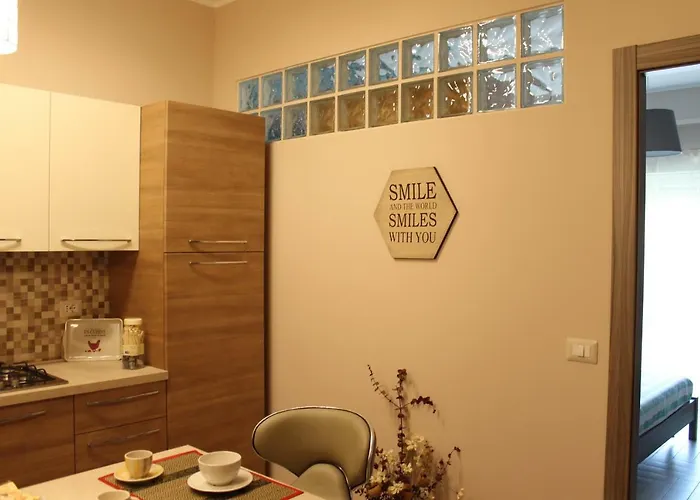 Around The World לינה וארוחת בוקר 4*